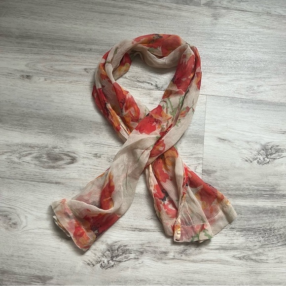 Vintage silk floral scarf - Picture 3 of 6